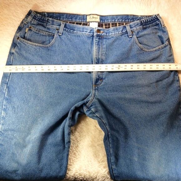 L.L.Bean Comfort Waist Flannel Lined 5 Pocket Blue Denim Jeans Men's 46x28. True - Picture 9 of 15